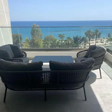 Apartment The Address -beachfront 2 Bedroom *