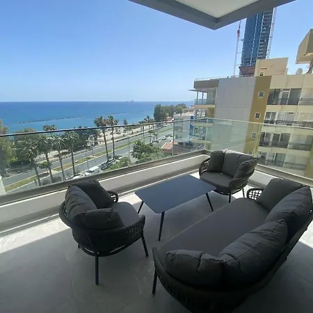 The Address -beachfront 2 Bedroom *