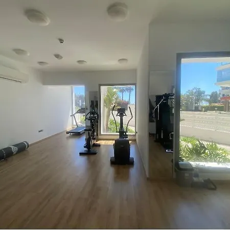 The Address -beachfront 2 Bedroom *