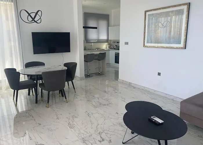 The Address -beachfront 2 Bedroom Apartman *