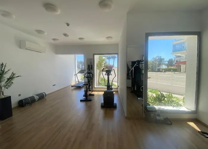 The Address -beachfront 2 Bedroom *