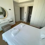 The Address -beachfront 2 Bedroom Daire Limasol