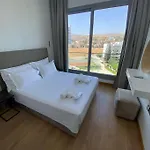 The Address -beachfront 2 Bedroom